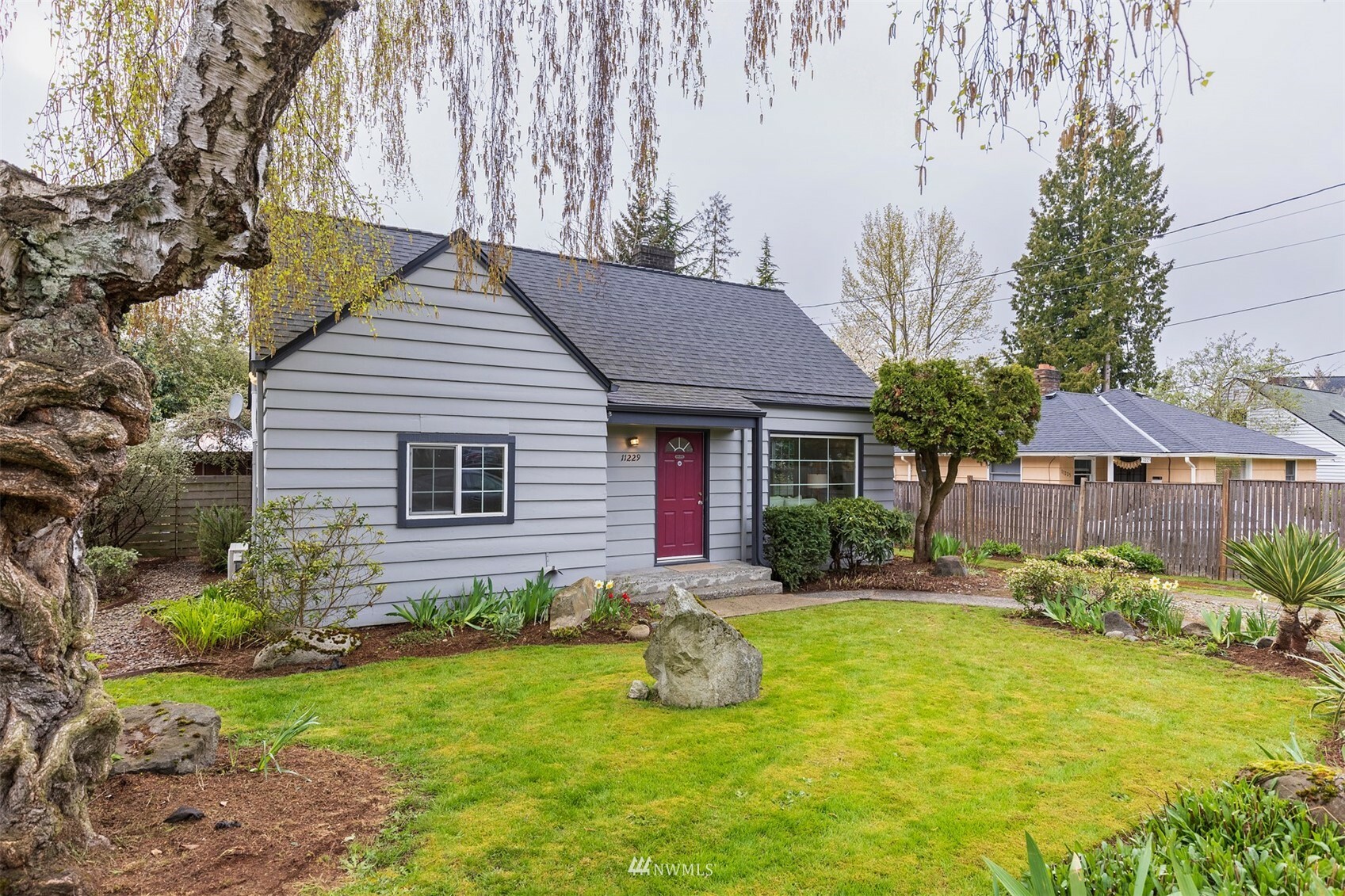 Property Photo:  11229 Woodley Avenue S  WA 98178 