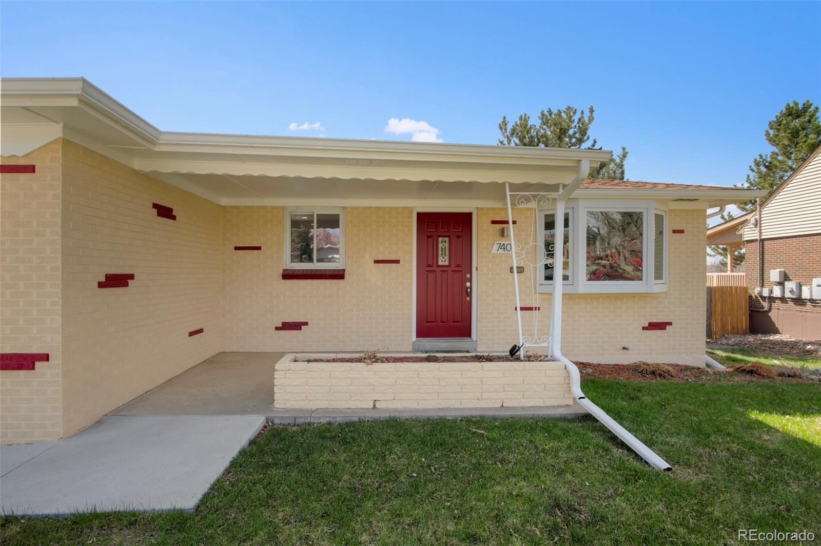 Property Photo: 740 W 6th Avenue CO 80020