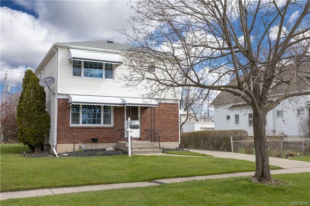 Property Photo:  197 School Street  NY 14217 