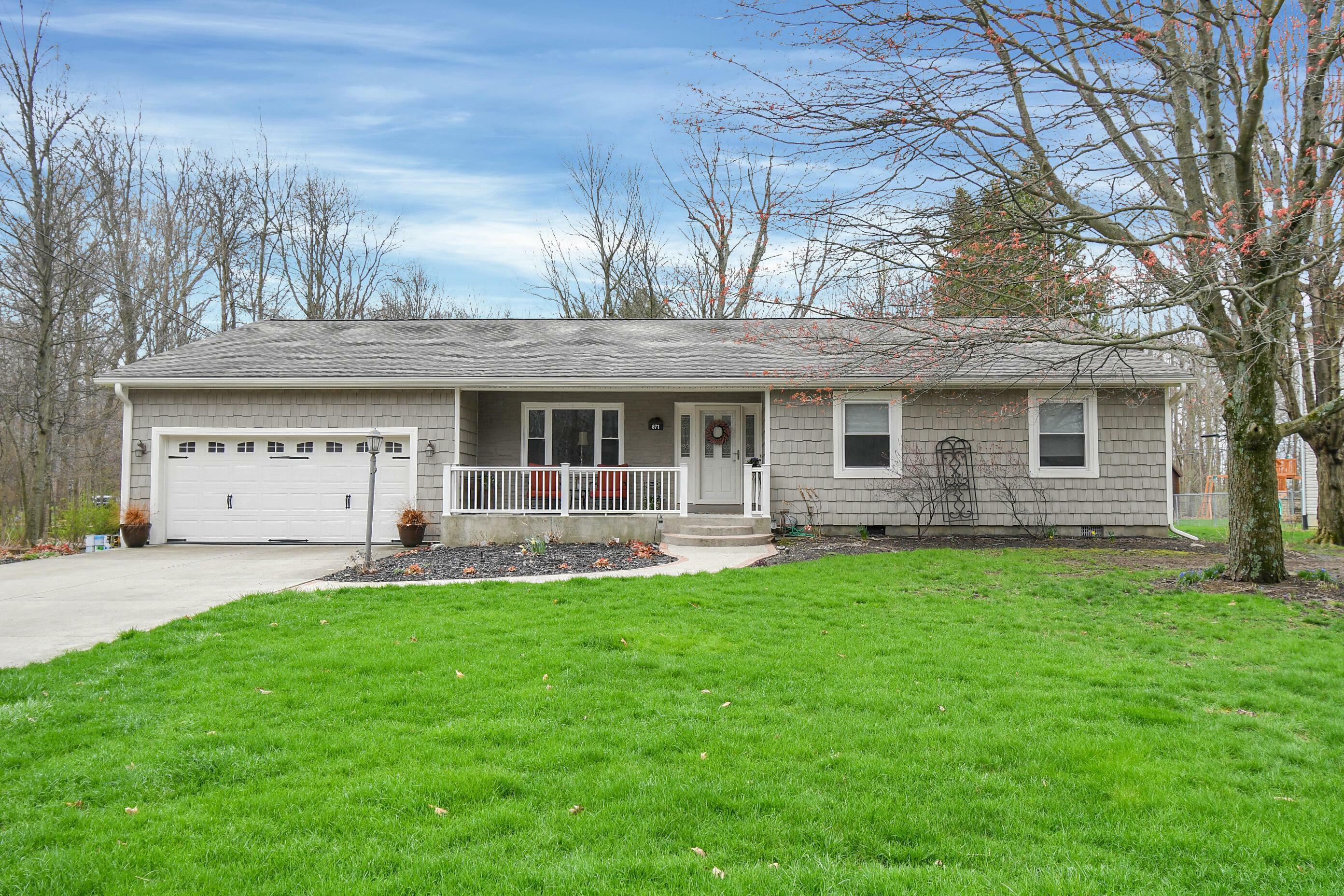 Property Photo: 871 Christopher Drive OH 43302