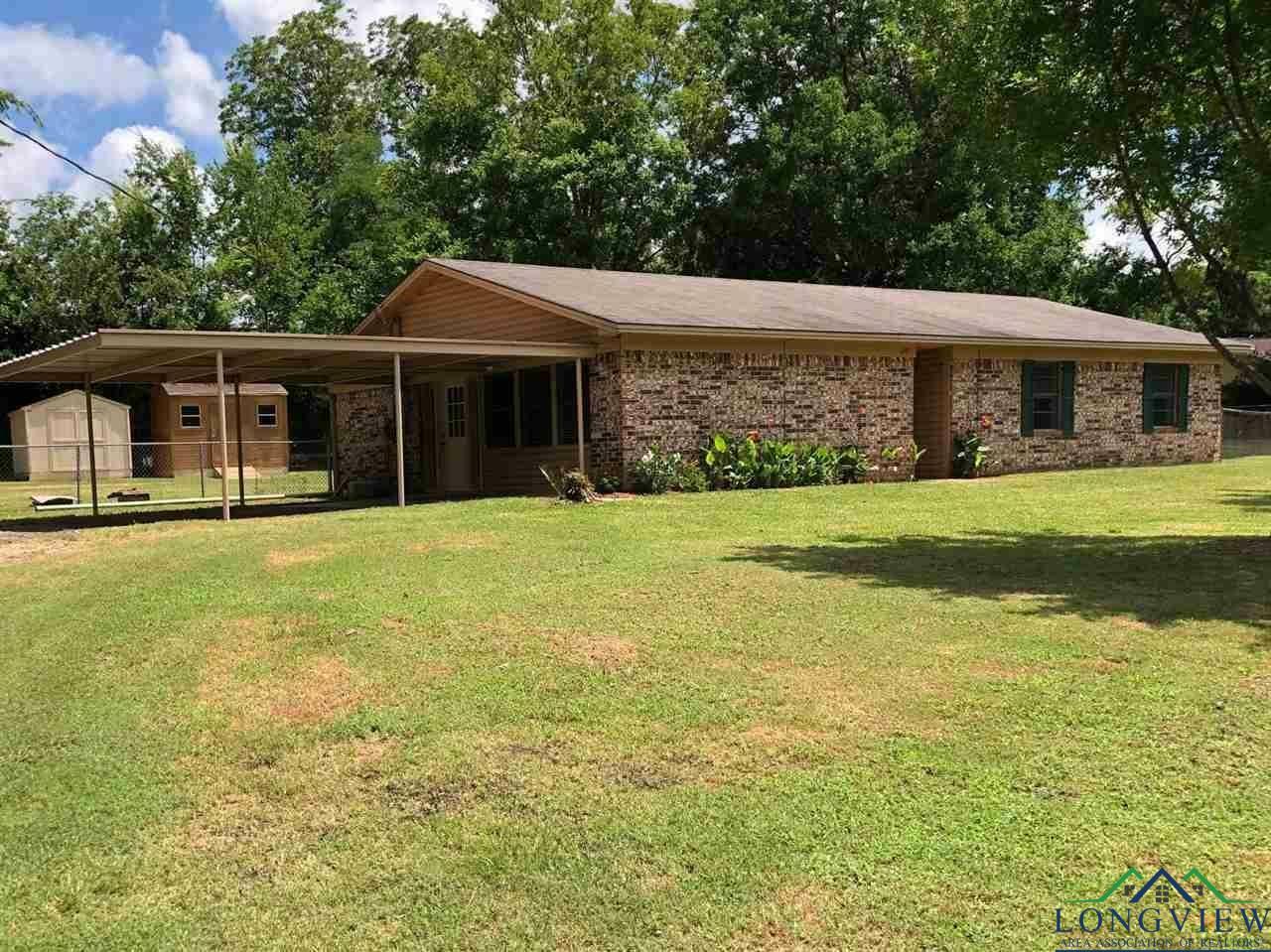 Property Photo:  120 Samuel Street  TX 75657 