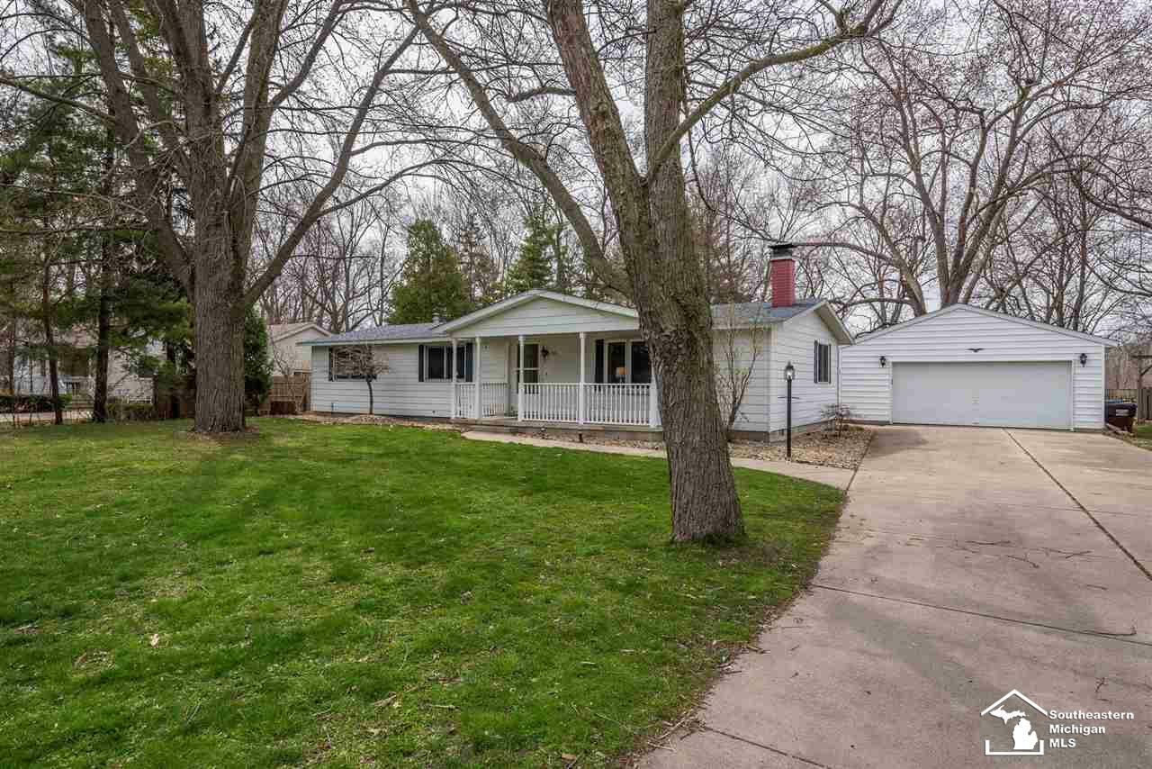 Property Photo:  1625 Meadow Drive  MI 48162 