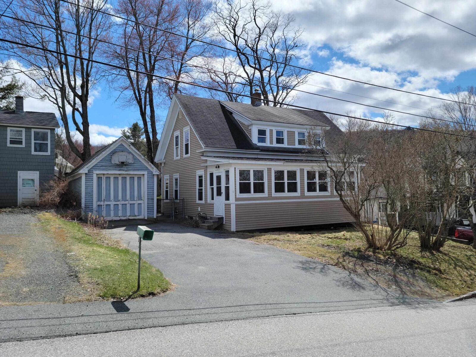 Property Photo:  6 South Street  NH 03766 