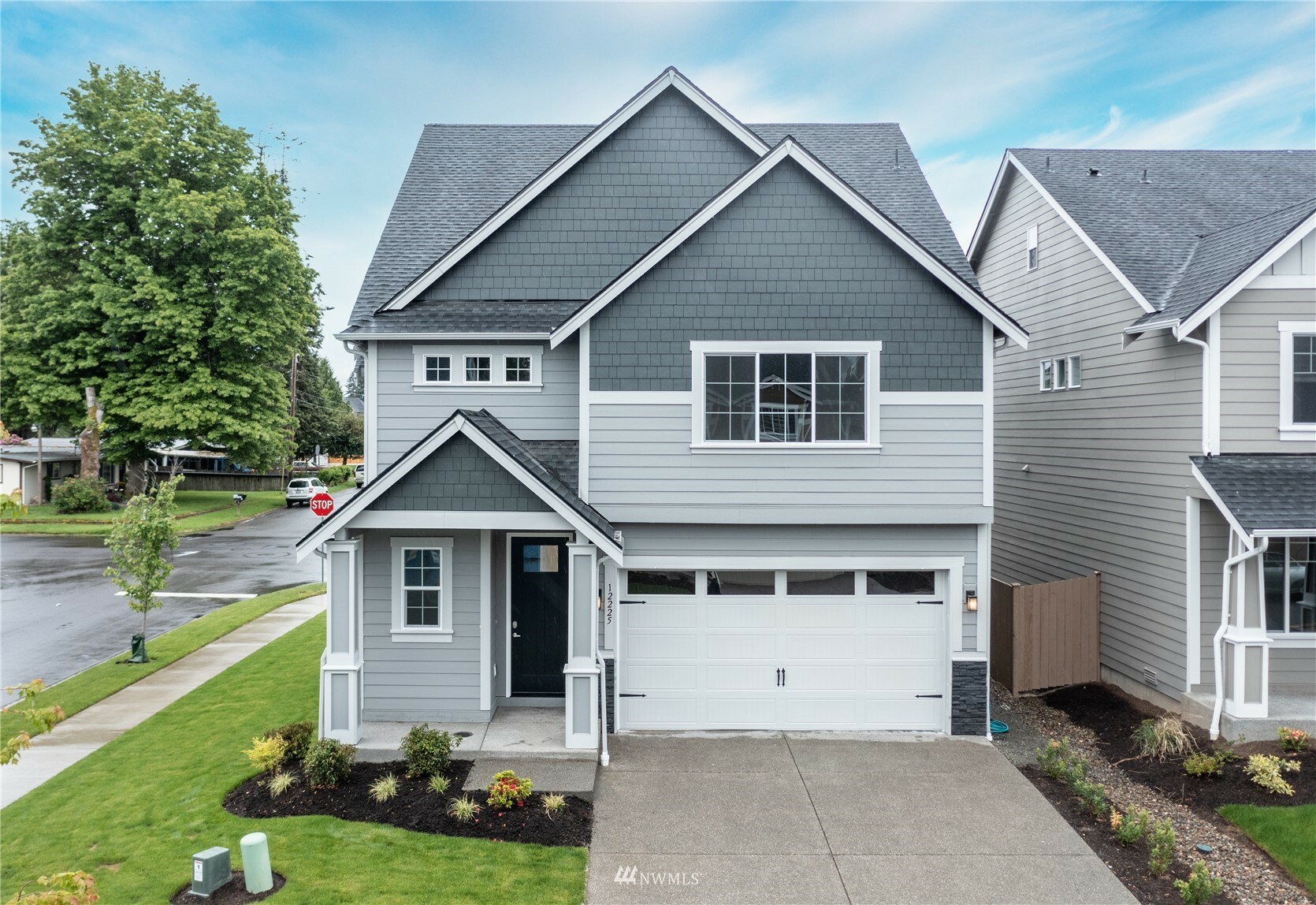 Property Photo: 6410 22nd Street Ct NE WA 98422