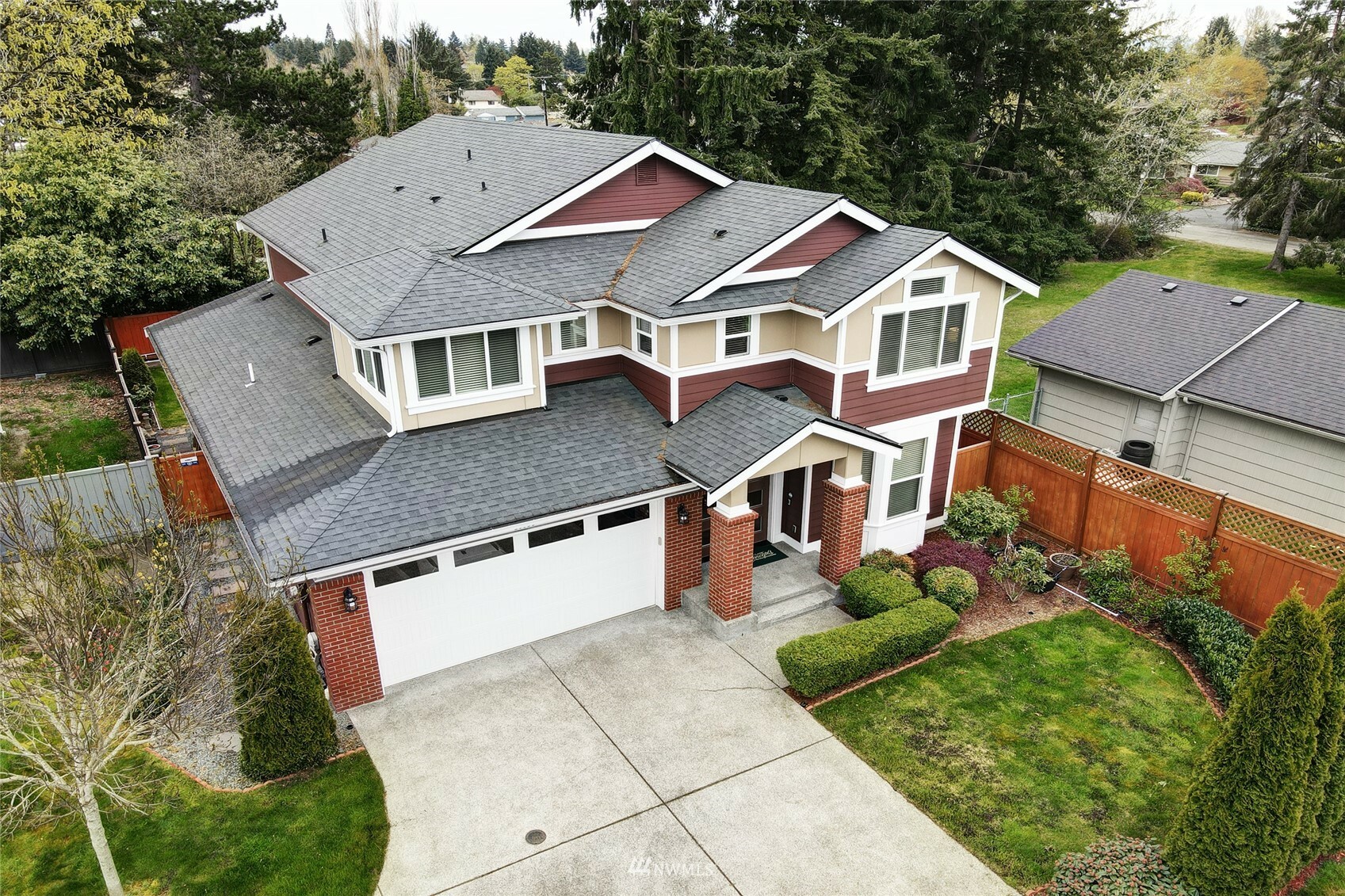 Property Photo: 20930 104th Place SE WA 98031