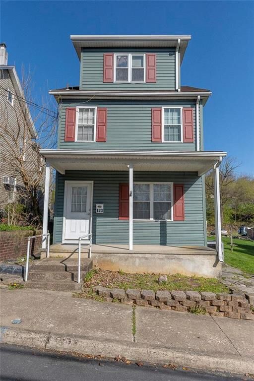 Property Photo:  123 Spring Street  PA 18042 