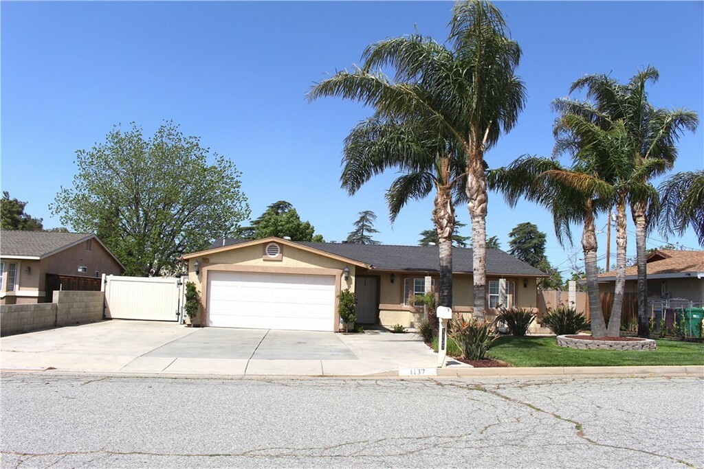 1137 Magnolia Avenue  Beaumont CA 92223 photo