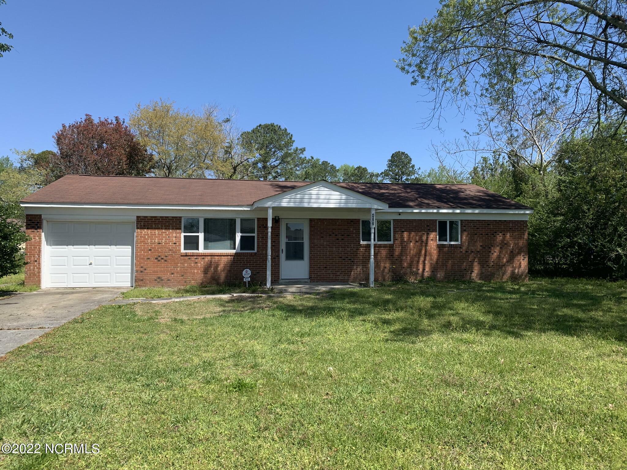 Property Photo:  422 Holly Drive  NC 28540 