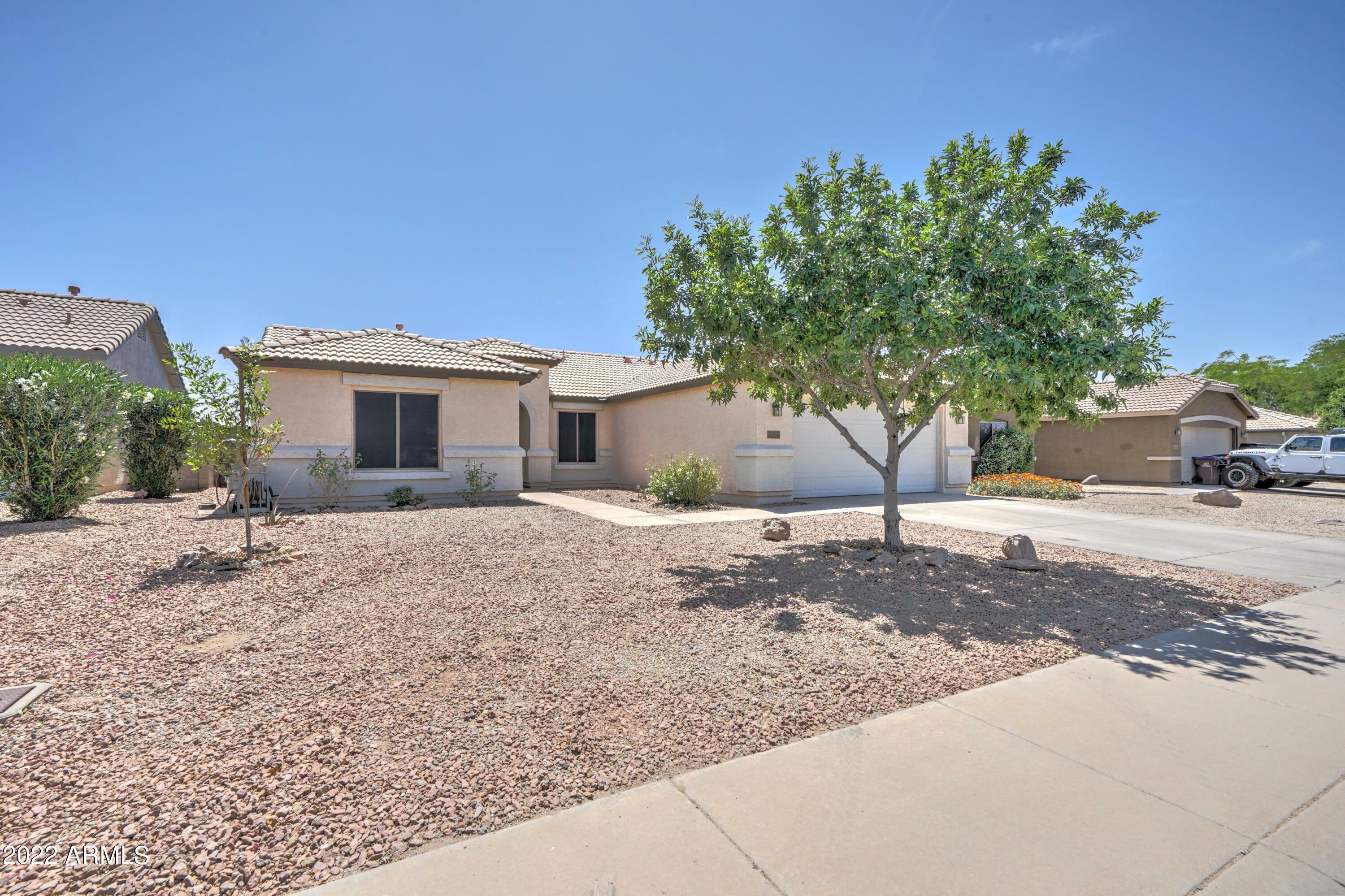 Property Photo:  4115 E Lambeth Place  AZ 85140 