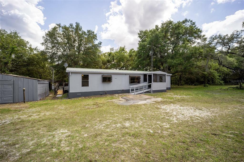 Property Photo:  410 E Shawna Court  FL 34442 