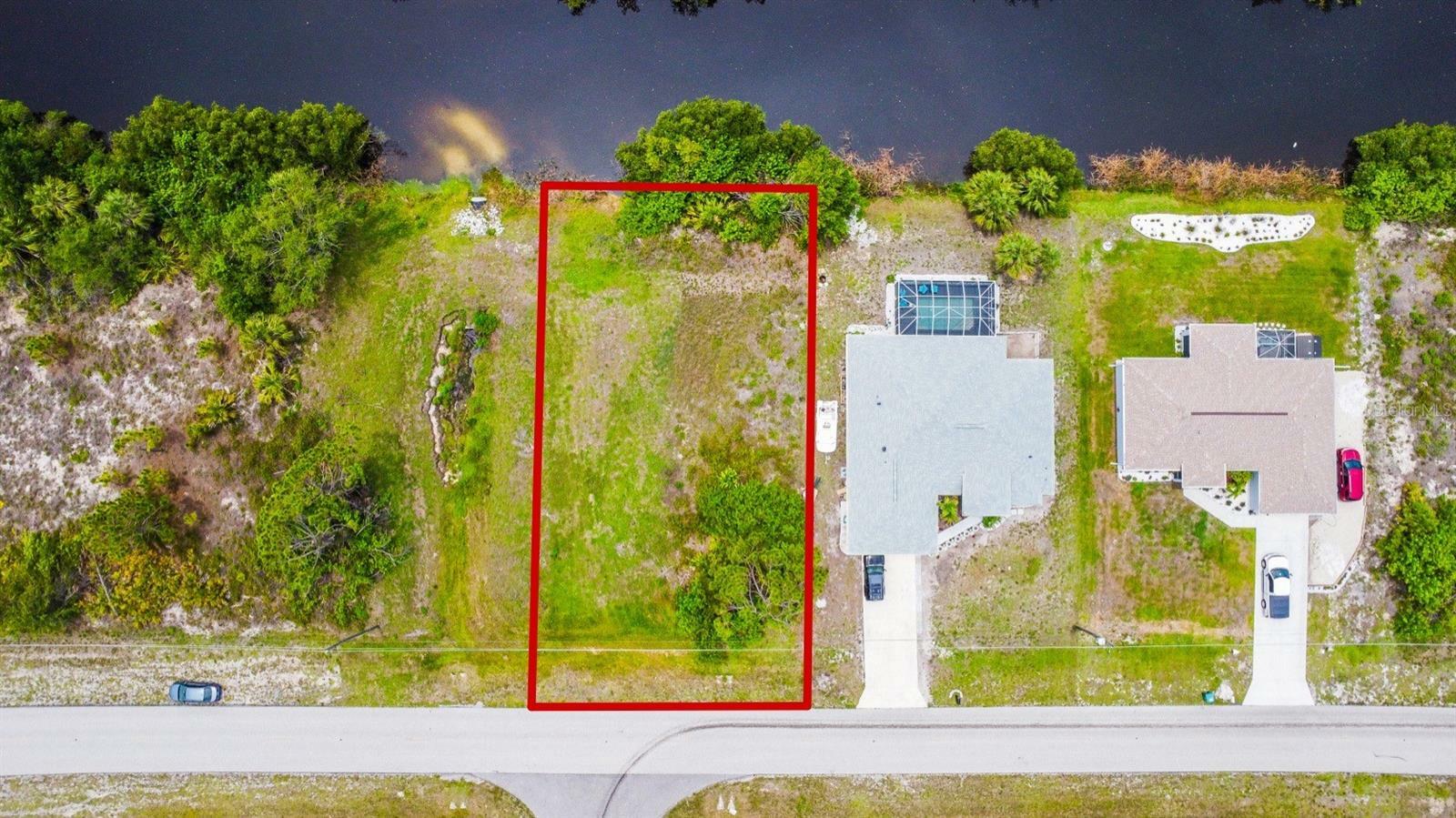 Property Photo:  12993 Foresman Boulevard  FL 33981 