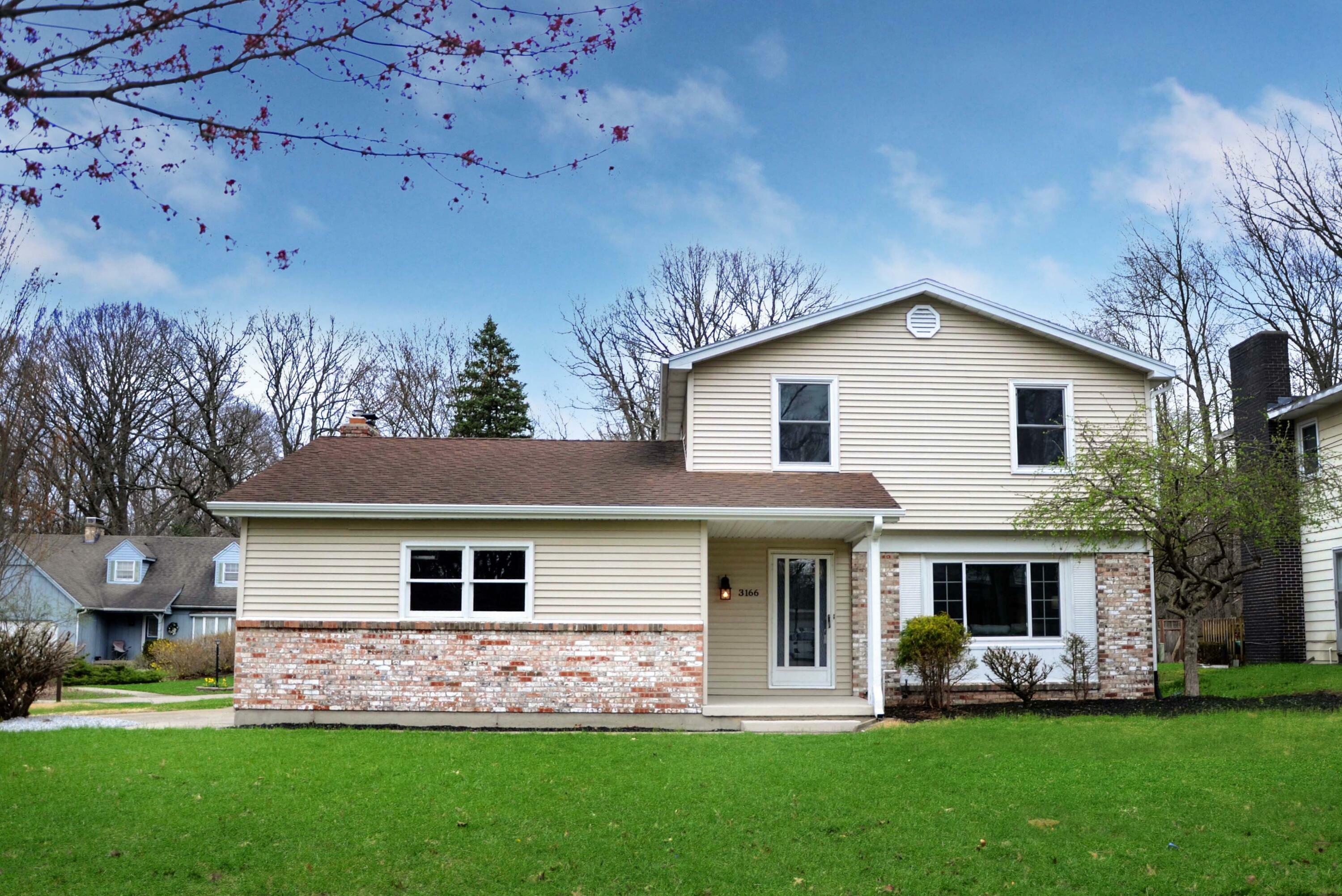 Property Photo:  3166 Brookshire Drive SE  MI 49508 