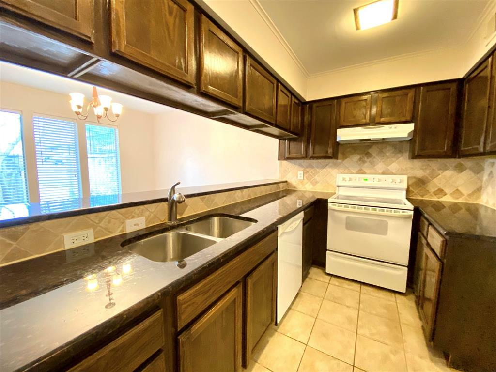 Property Photo: 14133 Haymeadow Drive TX 75254