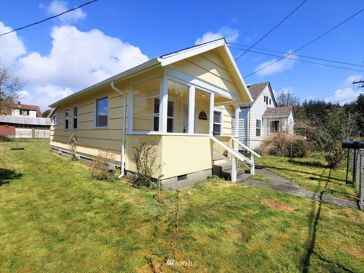 1224 E 1st Street  Aberdeen WA 98520 photo