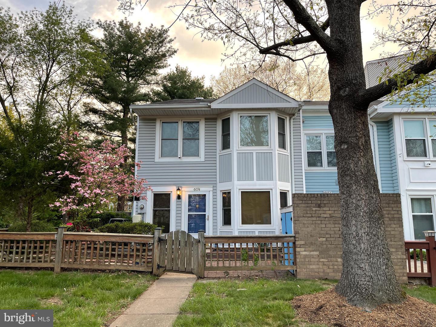 Property Photo: 6074 Deer Hill Court VA 20121