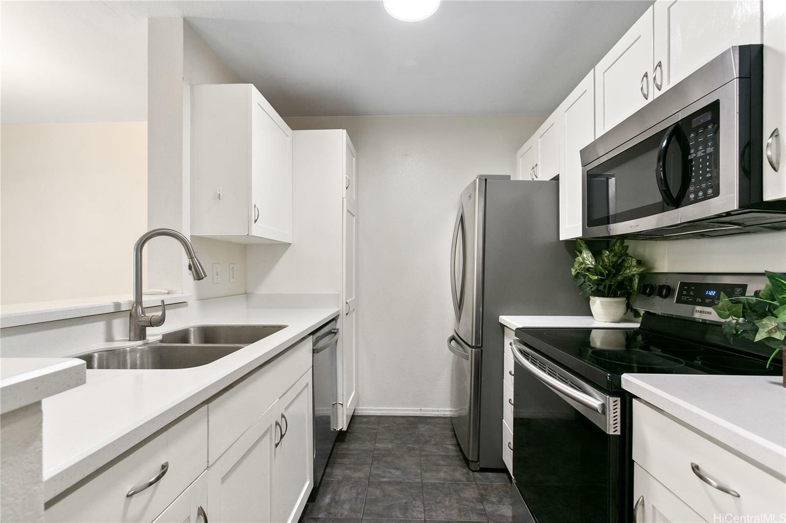 Property Photo:  95-664 Wikao Street L206  HI 96789 