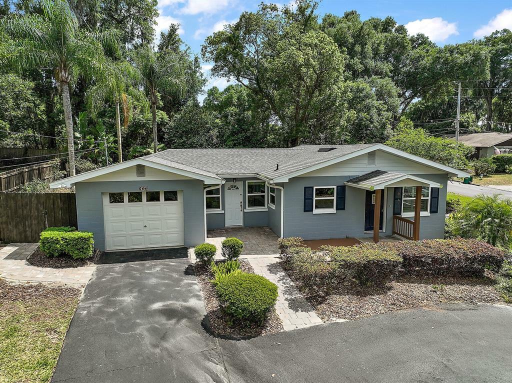 Property Photo: 744 Hilltop Court FL 32757