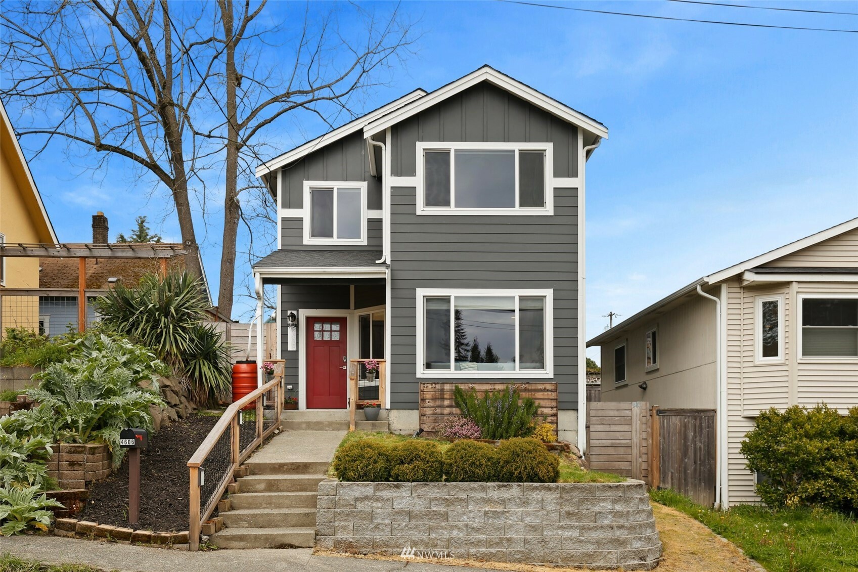 Property Photo:  4606 S Mead Street  WA 98118 