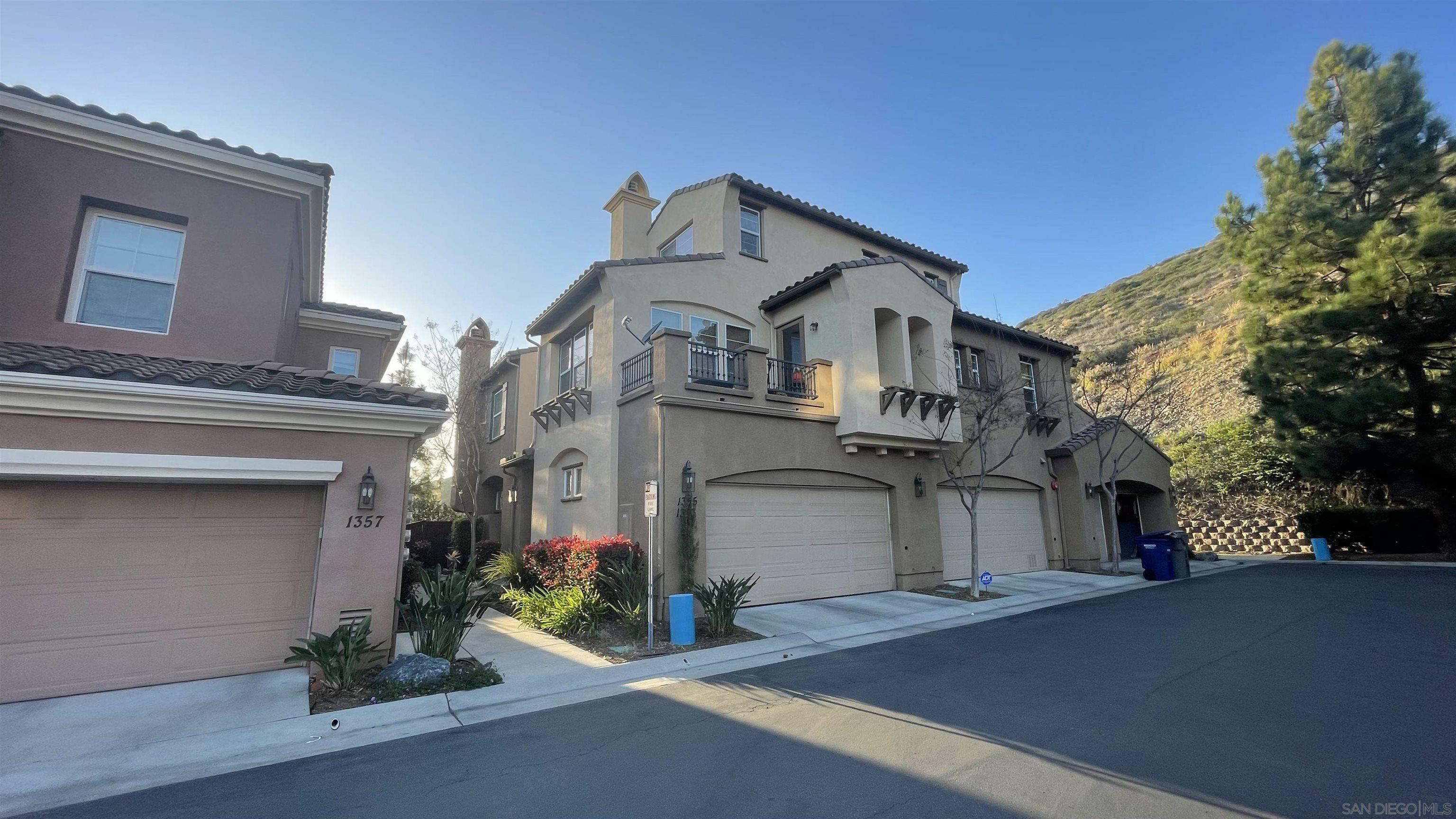 Property Photo:  1355 Sky Ridge Ct  CA 92078 