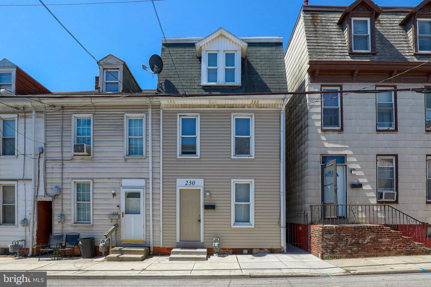 230 S Hartley Street  York PA 17401 photo