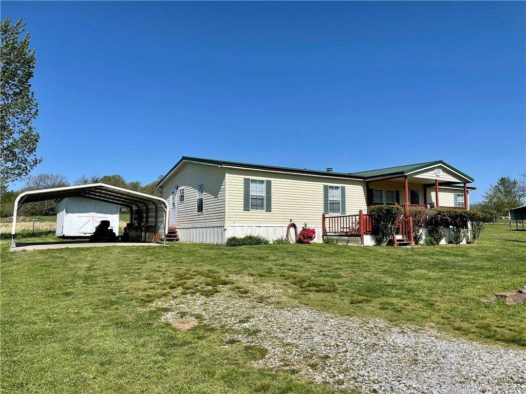 Property Photo:  15783 Clyde Road  AR 72717 