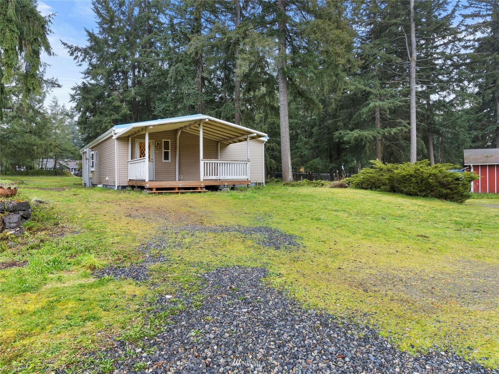 Property Photo:  11305 207th Street E  WA 98338 