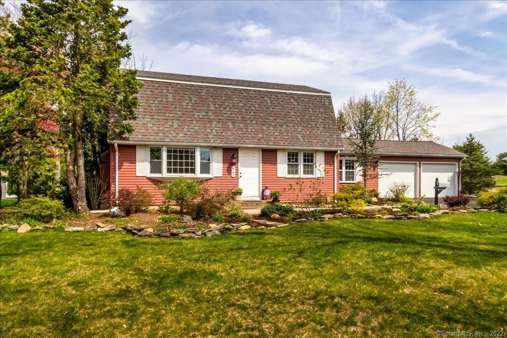 Property Photo:  77 South Farms Drive  CT 06040 