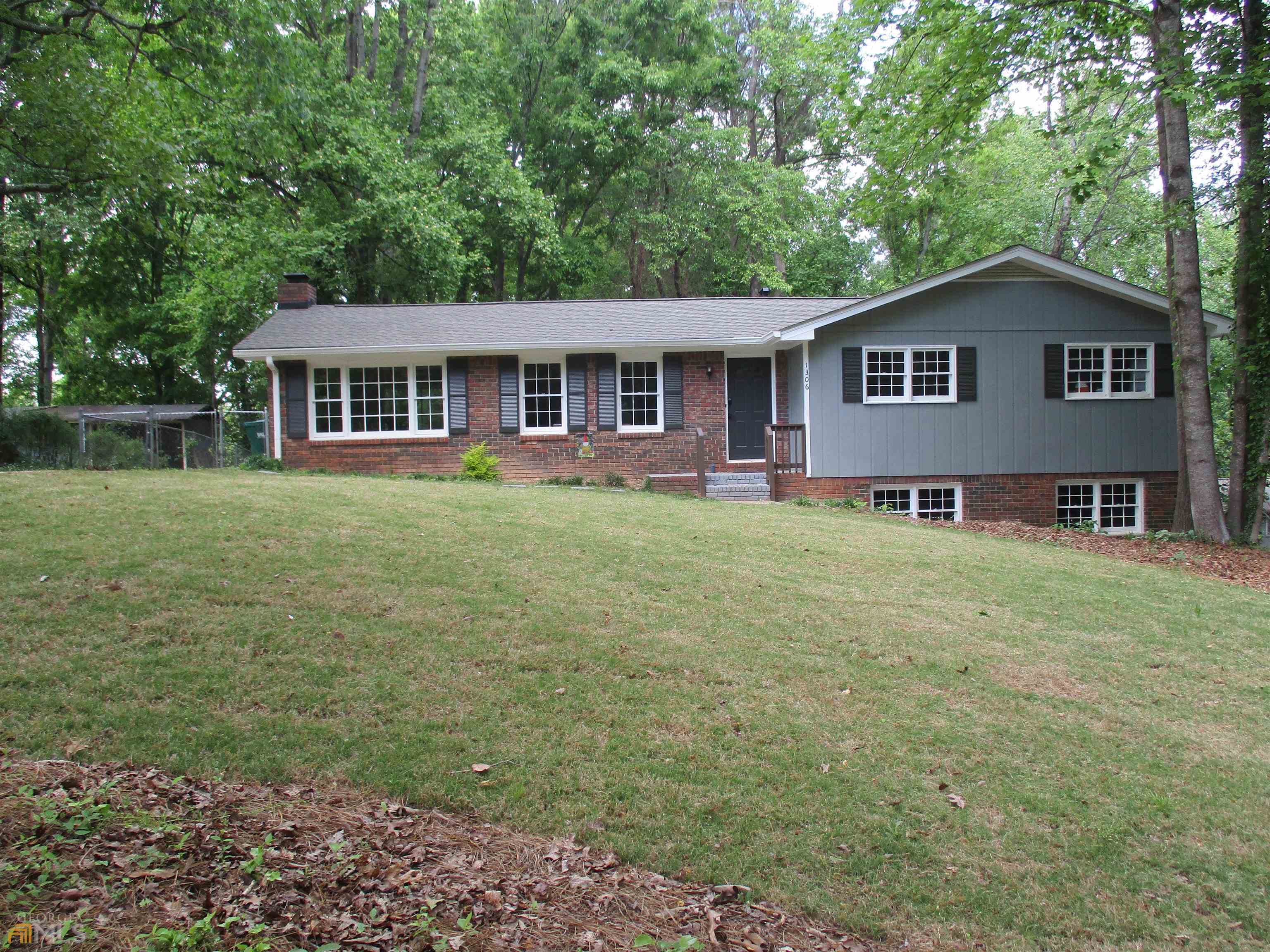 1306 S Maple Lane  Acworth GA 30102 photo