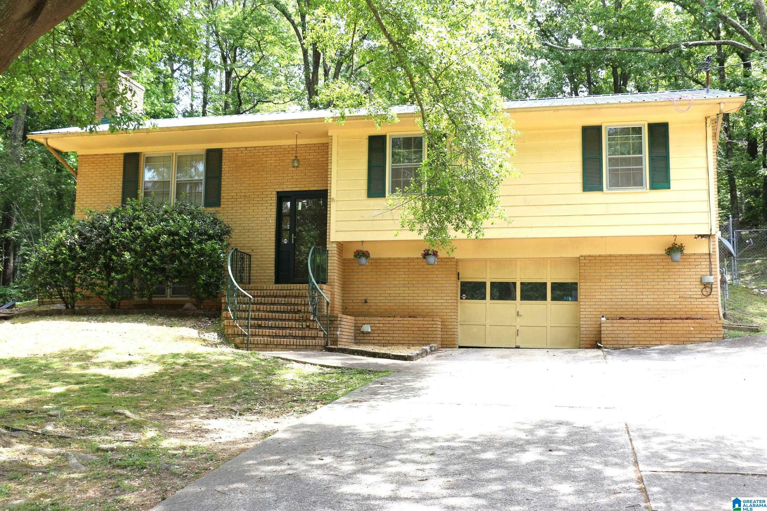 Property Photo:  507 Cheryl Drive  AL 36201 