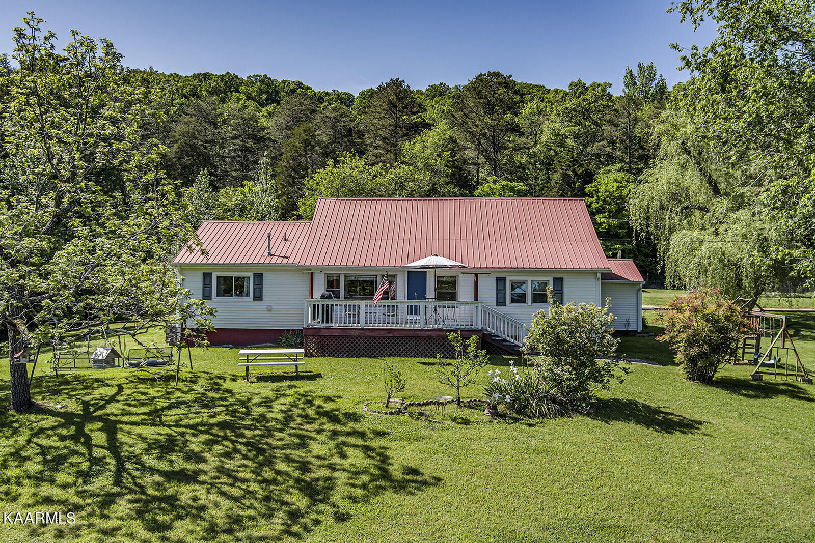 Property Photo: 163 Edwards Rd TN 37748