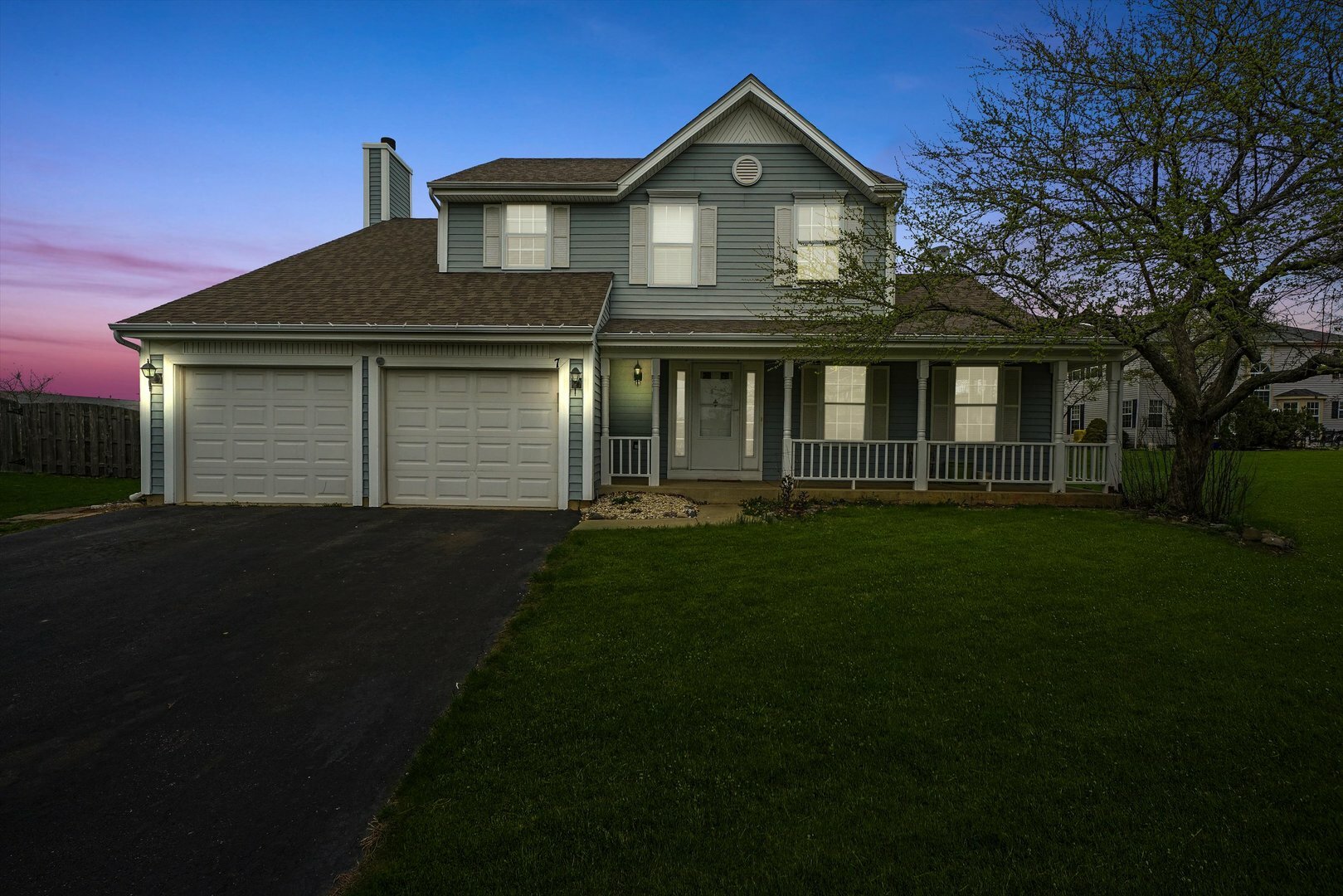 Property Photo:  7 Whispering Court  IL 60107 