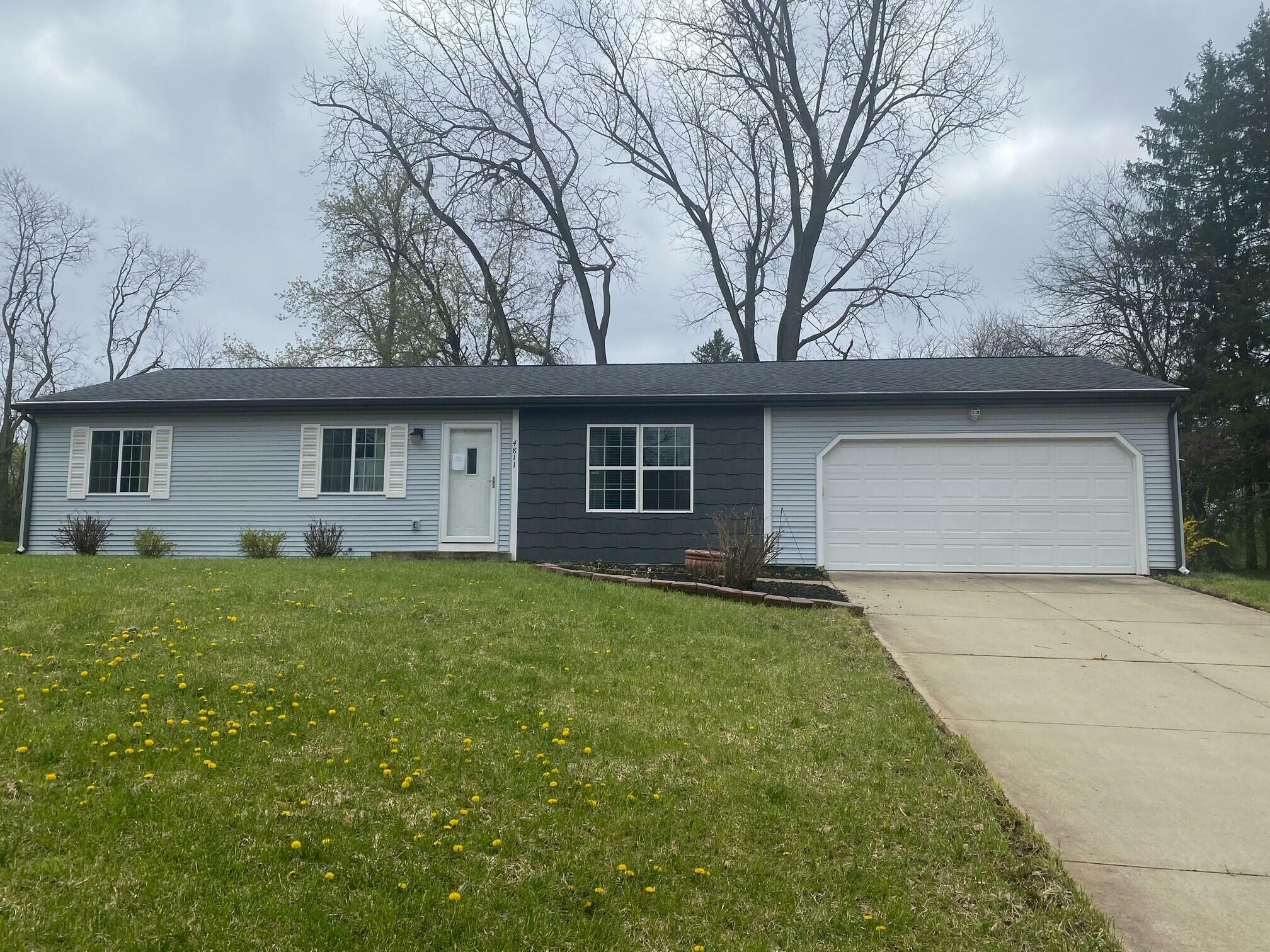 Property Photo:  4811 Briarhill Drive  MI 49024 