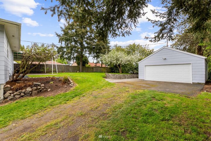 Property Photo: 11212 Occidental Avenue S WA 98168