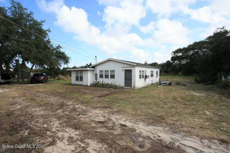 Property Photo:  930 Louisiana Avenue  FL 32958 