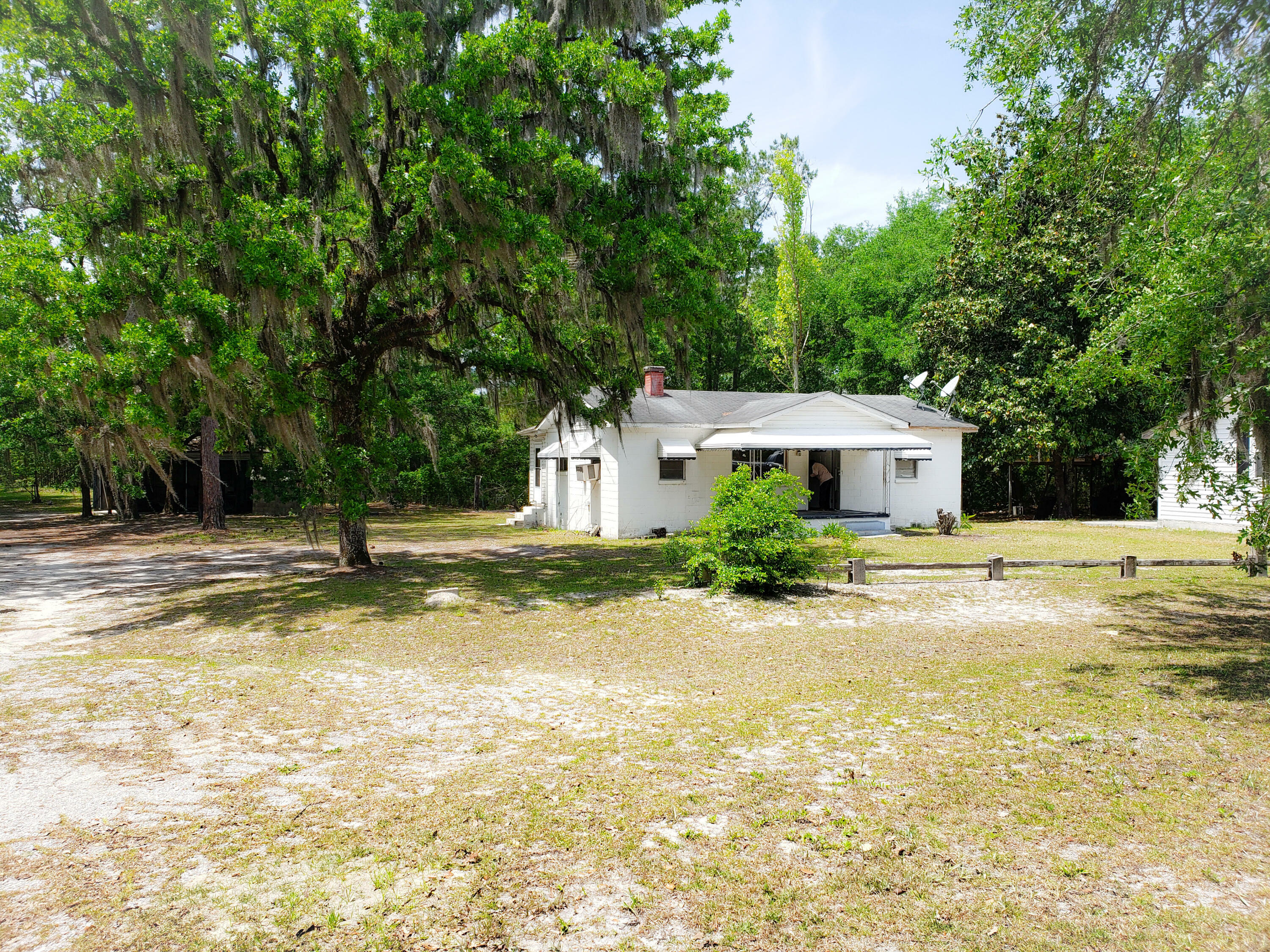 Property Photo:  414 Sandhill Road  SC 29437 