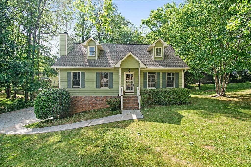 Property Photo: 2425 Renny Court GA 30066