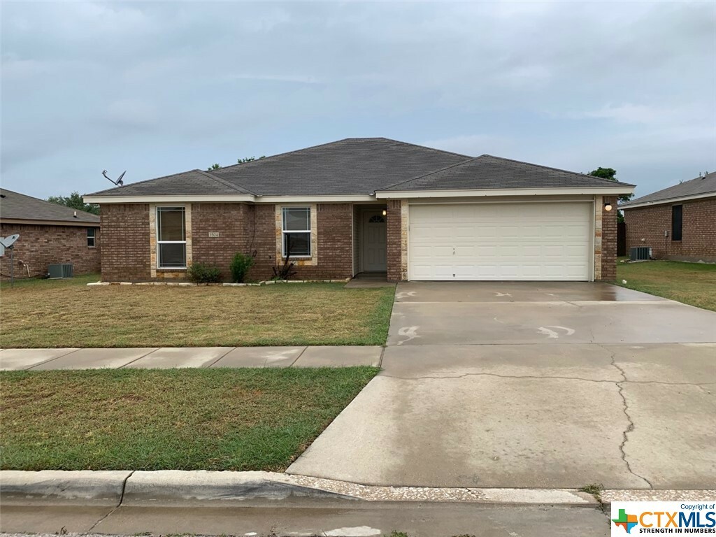 Property Photo: 3504 Logsdon Street TX 76522