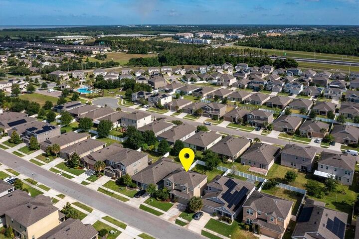 Property Photo:  979 Berry Leaf Court  FL 32703 