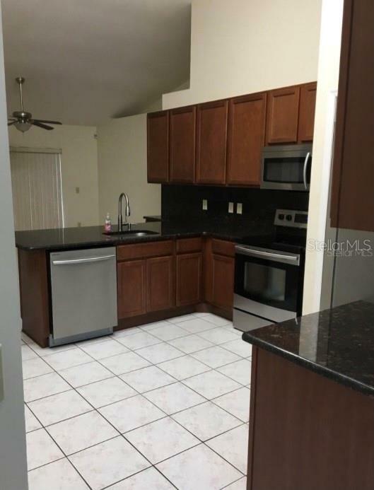 Property Photo:  9558 Chandon Drive  FL 32825 