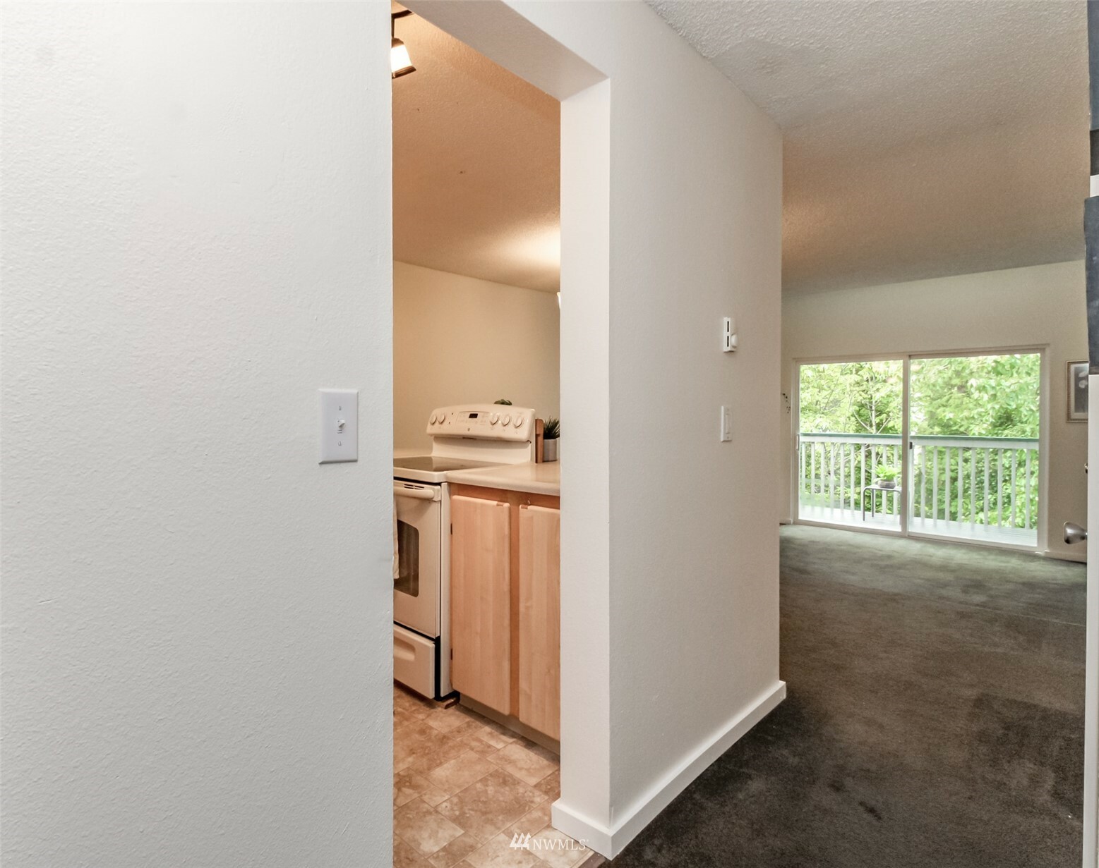 Property Photo:  4008 S 158th Street H  WA 98188 