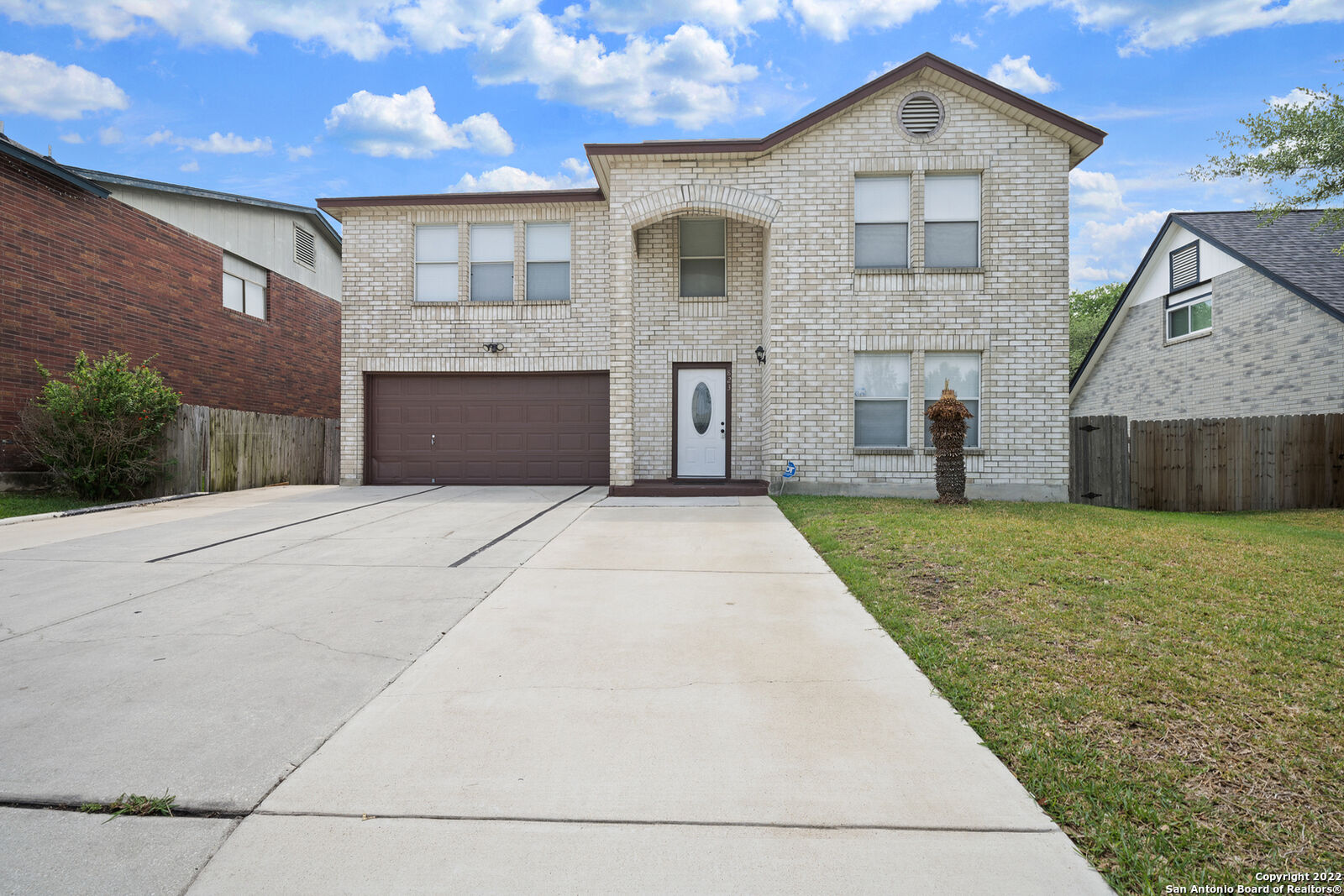 Property Photo:  823 S Ellison Dr  TX 78245 
