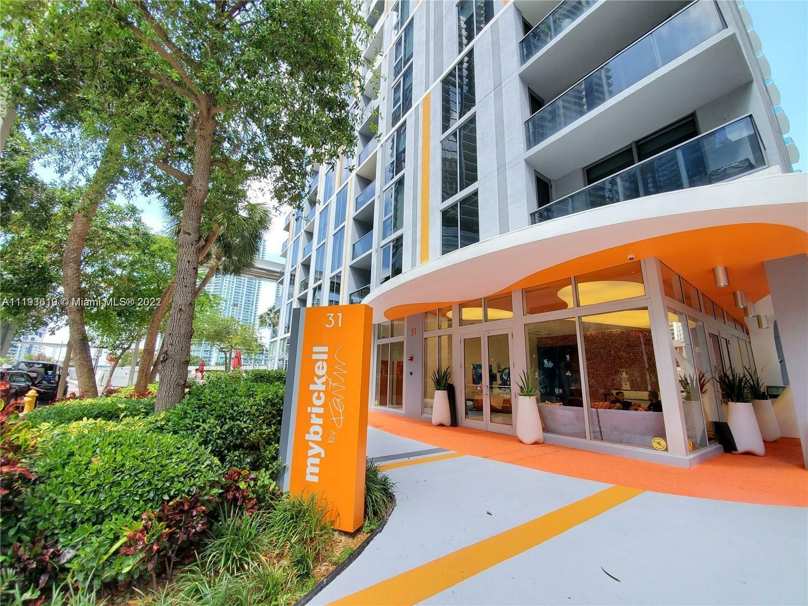 31 SE 6th St 505  Miami FL 33131 photo