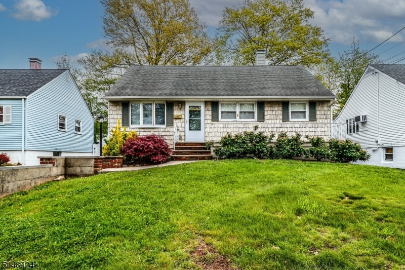 Property Photo: 9 Winter St NJ 08830
