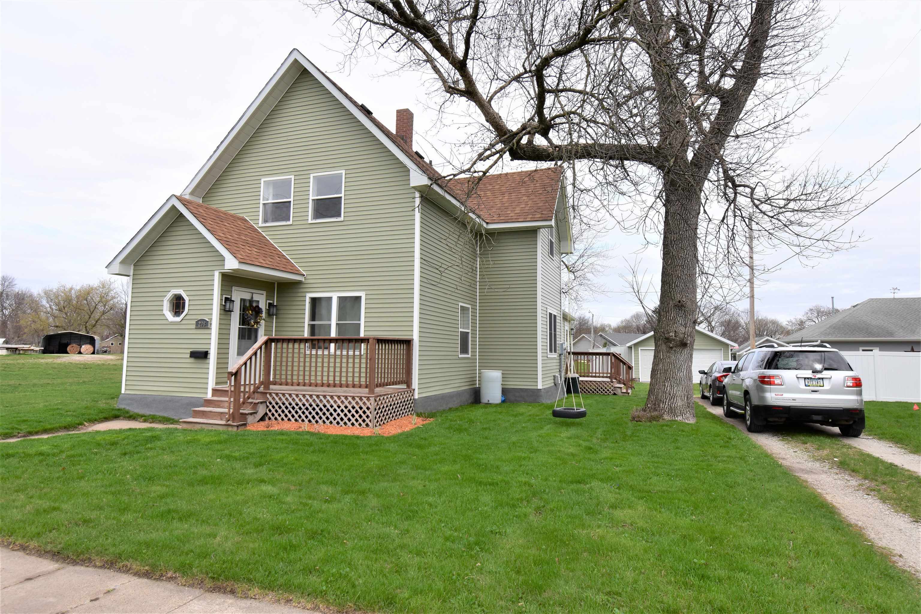 208 Chicago Street  Sumner IA 50674 photo