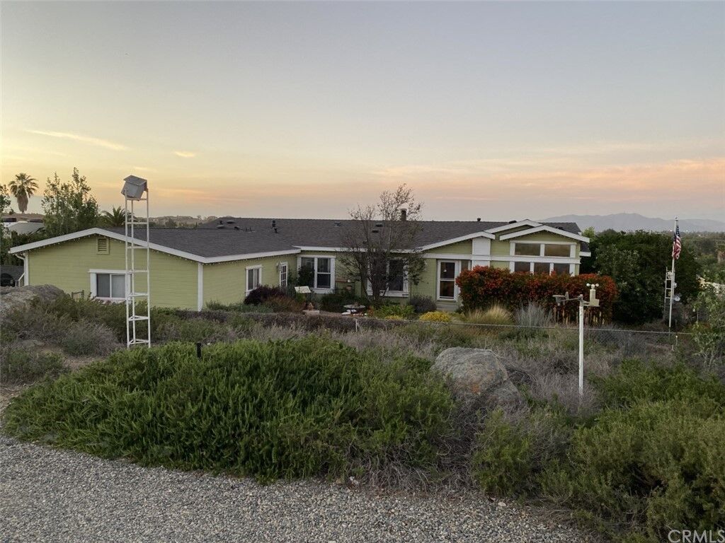 Property Photo:  18832 Newman Avenue  CA 92508 