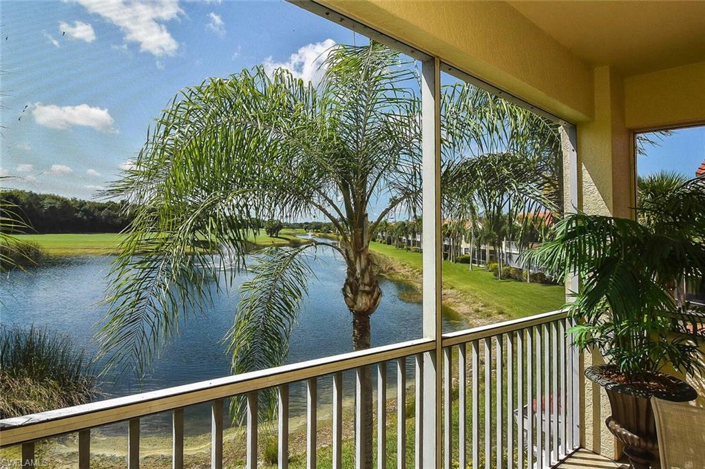 Property Photo:  4620 Winged Foot Ct 9-202  FL 34112 