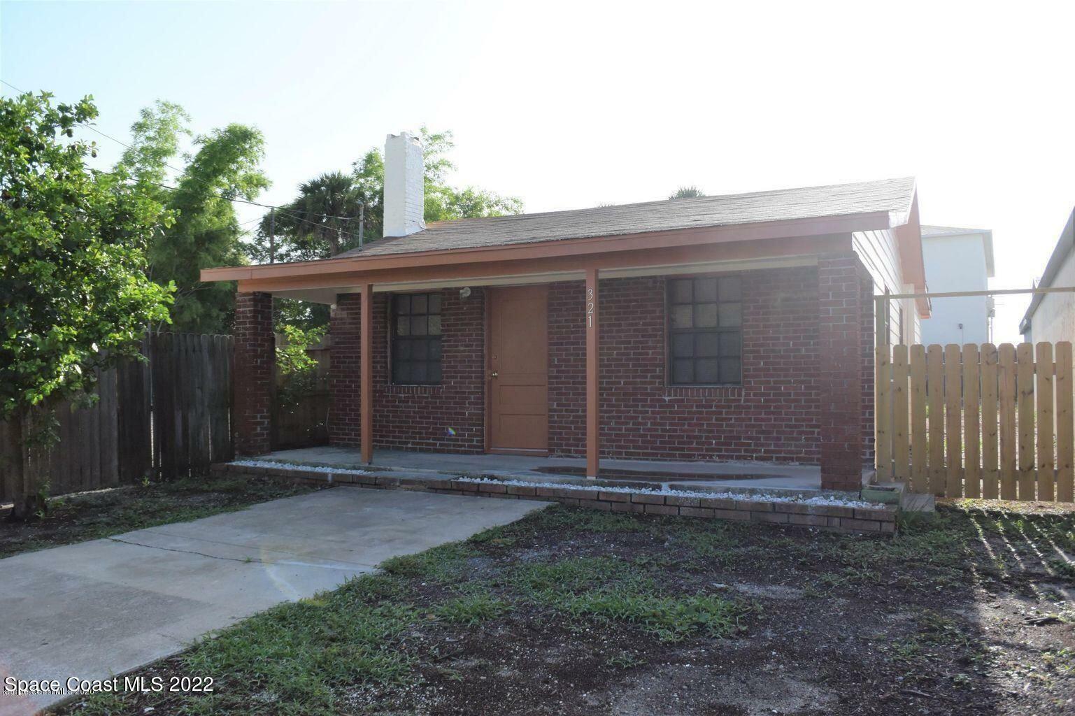 Property Photo:  321 Wilson Avenue  FL 32796 