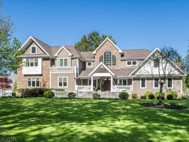Property Photo: 11 Jacobs Ln NJ 07076
