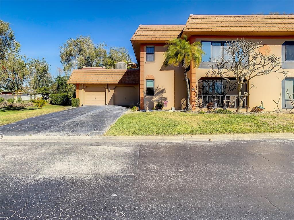Property Photo: 10220 Seminole Island Drive 10220 FL 33773