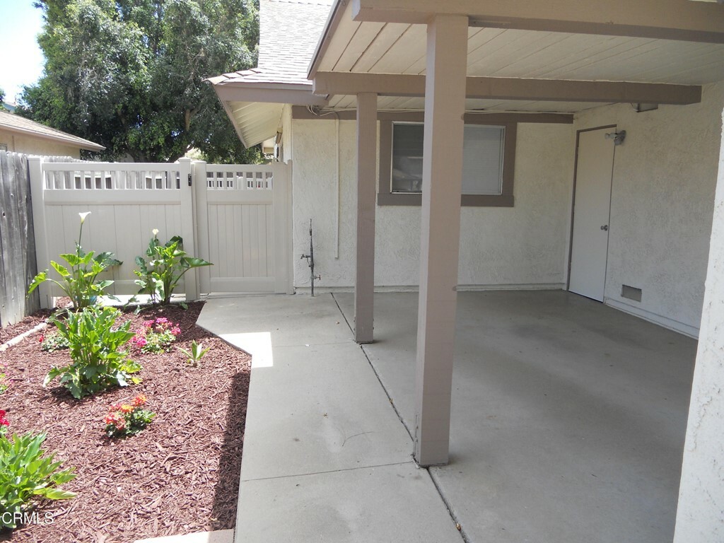 Property Photo:  154 Ripley Street  CA 93010 